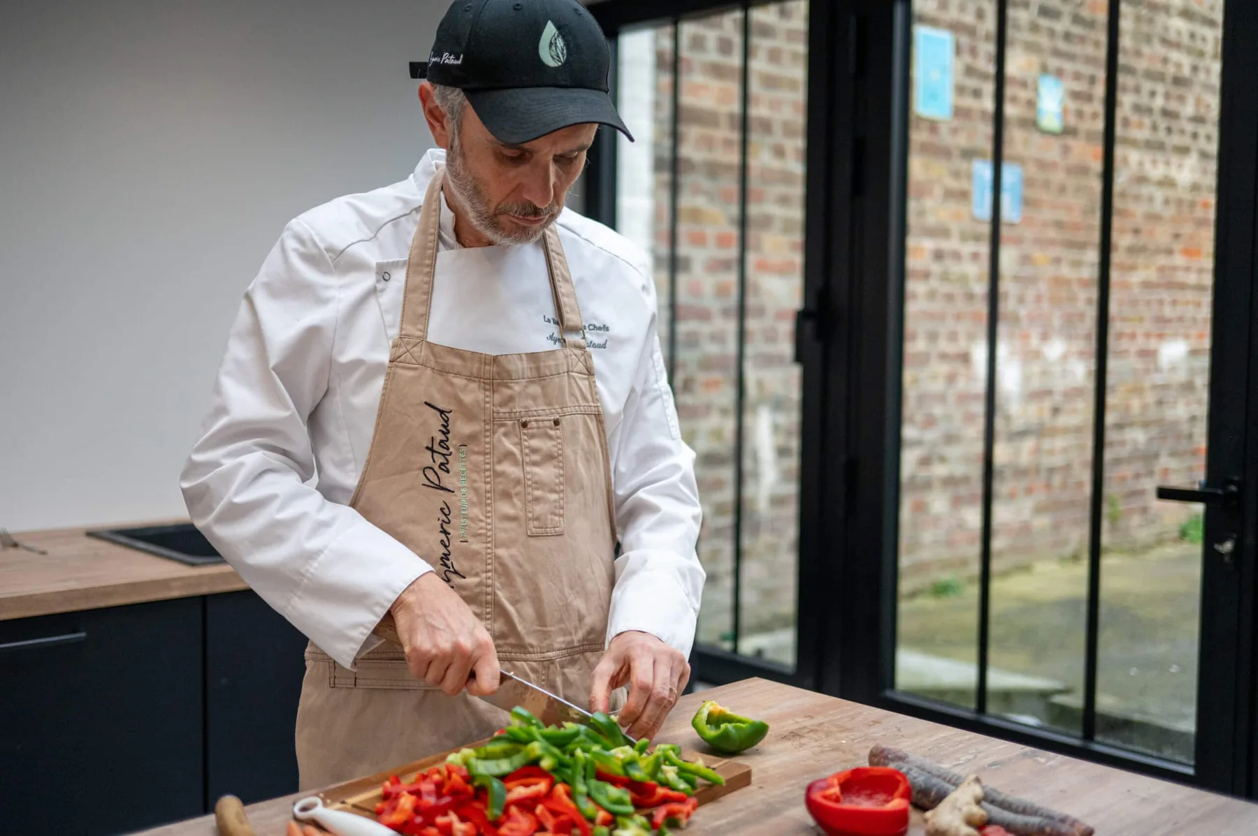 Aymeric Pataud dans son laboratoire d'innovation culinaire